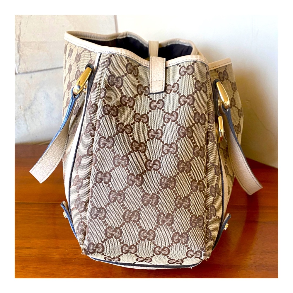 🔥SOLD🔥AUTHENTIC GUCCI SHOULDER BAG CANVAS - Picture 5 of 12